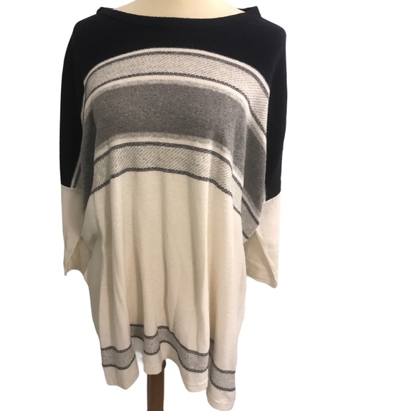 LOFT Sweaters - Loft Comfy Oversized Sweater Medium